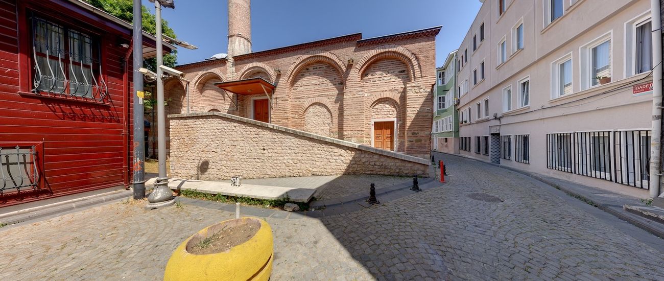 MOLLA ZEYREK CAMİSİ 3